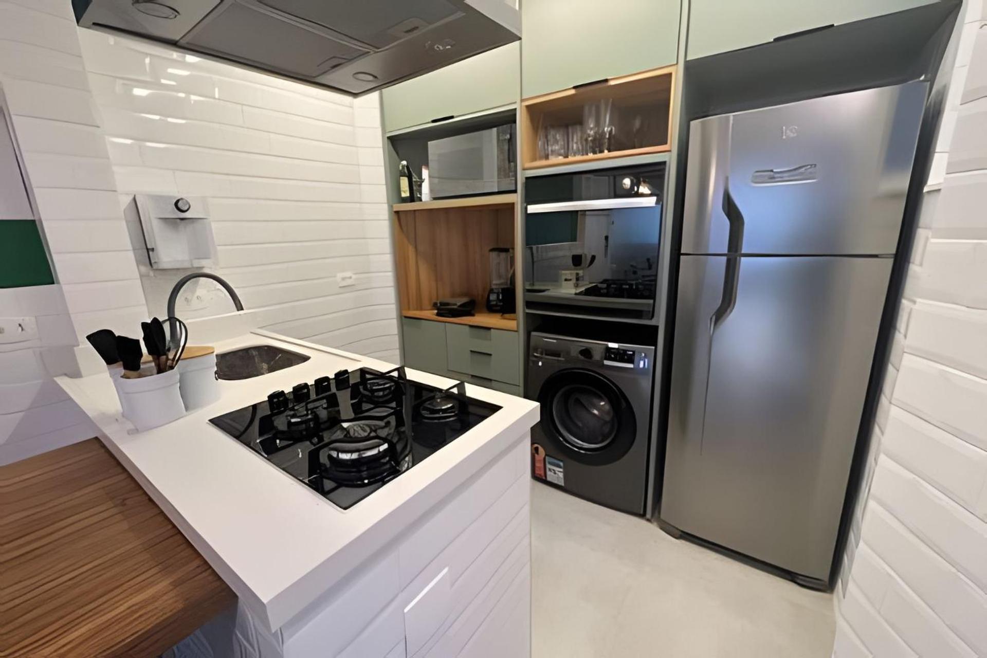 Apartamento 2 Quartos Reformado Na Quadra Da *