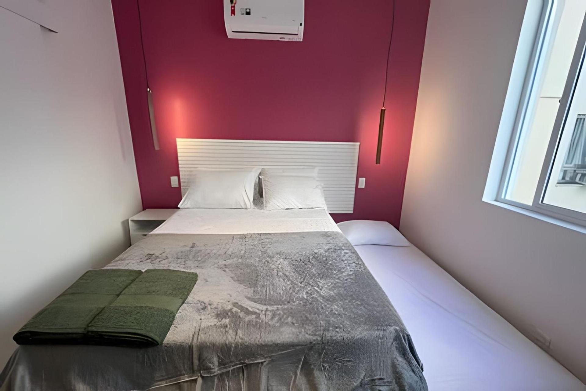 Apartamento 2 Quartos Reformado Na Quadra Da *