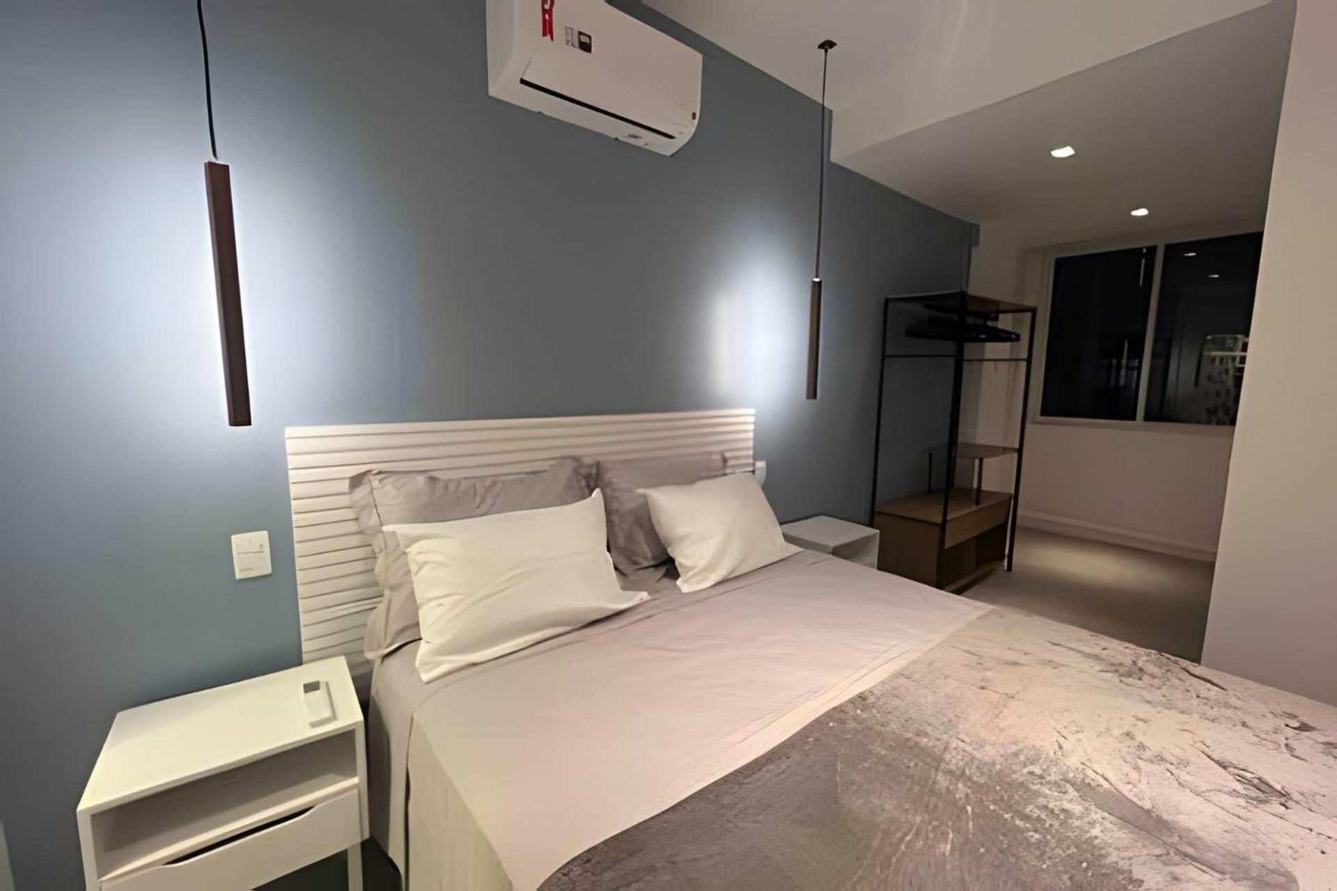 Apartamento 2 Quartos Reformado Na Quadra Da *